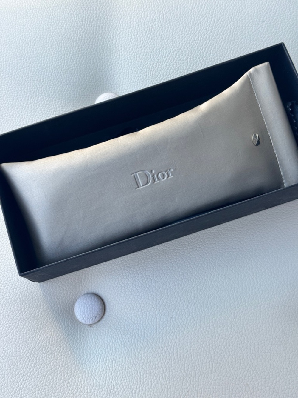 Dior Aviator Sunglasses - Gold Frame with Gradient Blue Lenses - Picture 4 of 4